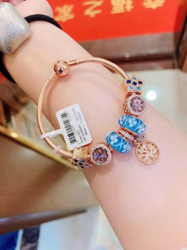 Pandora Bracelets 371